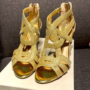 Gold dress shoes